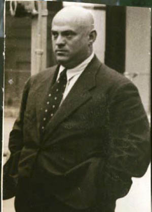 Komjádi Béla (1892-1933) – legendás szövetségi kapitány, az első olimpiai bajnok magyar vízilabda-válogatott mestere