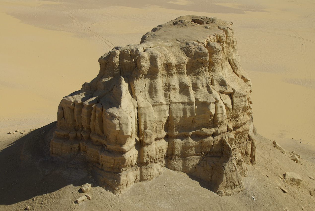 Táblahegy a Líbiai-sivatagban: Wadi el Rayan a Faiyum-oázis mellett. fotó: Karancsi Zoltán