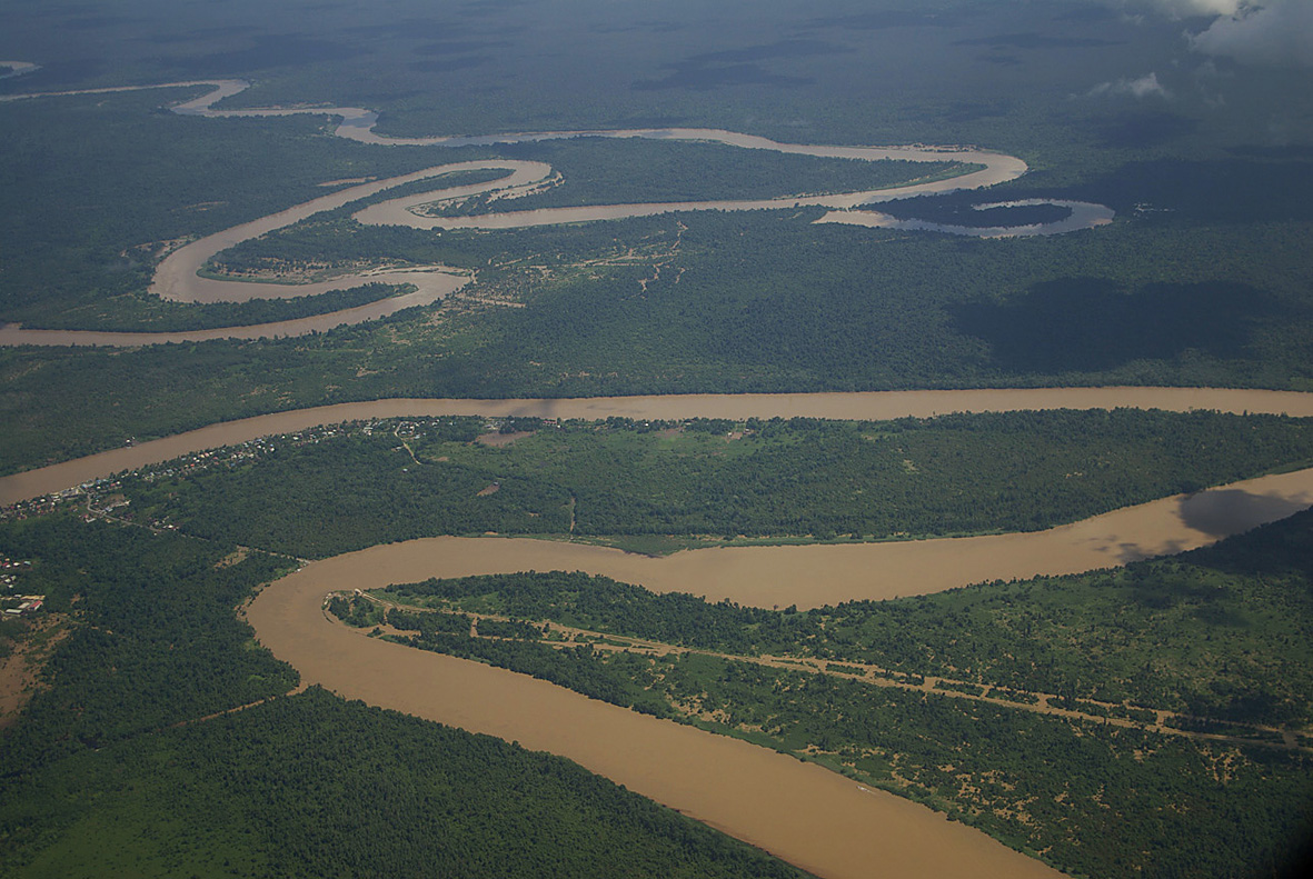Meanderező folyó, Borneo, Kelet-Malajzia. fotó: Karancsi Zoltán