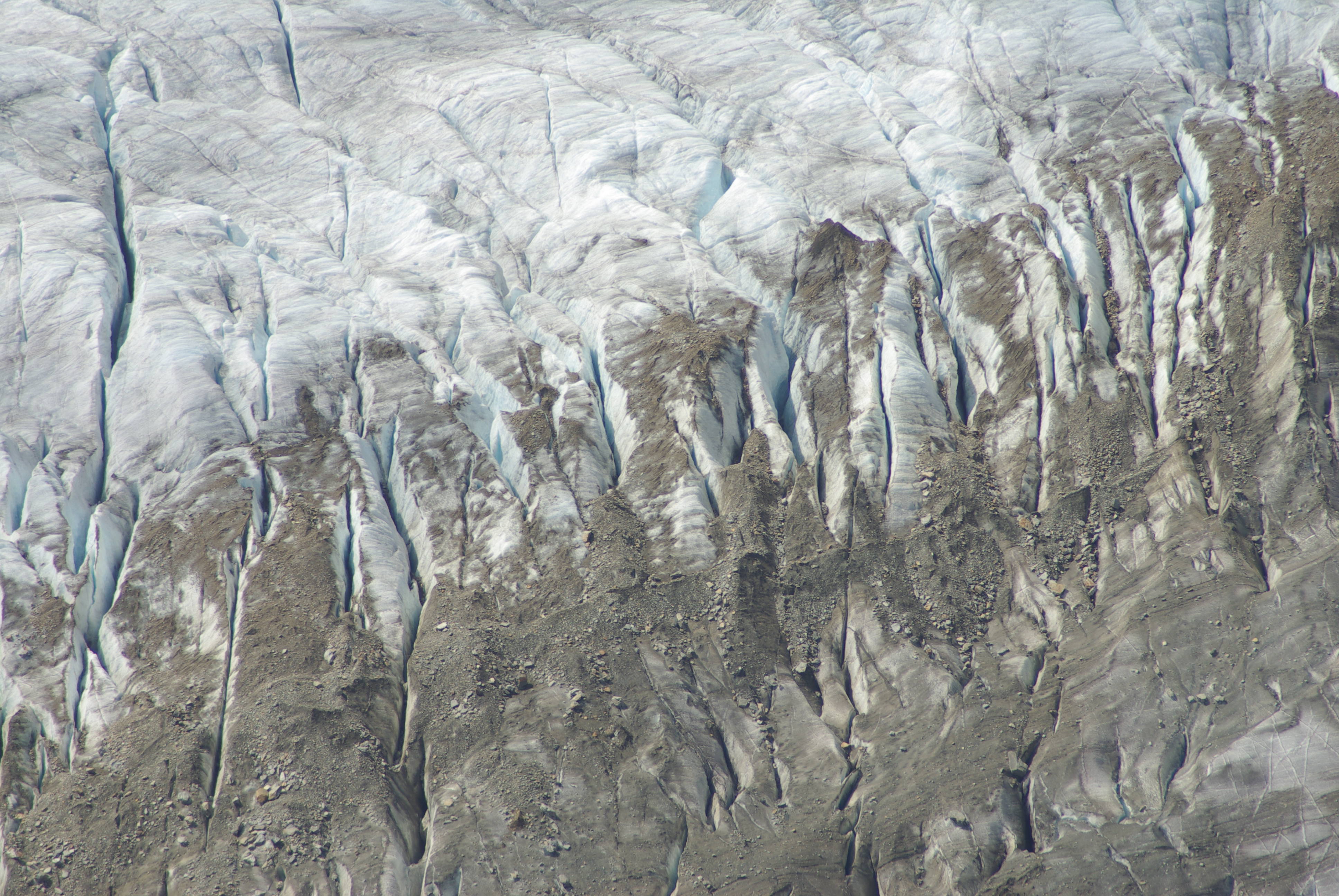 Lateral moraine on the Aletsch Glacier photo by Zoltán Karancsi